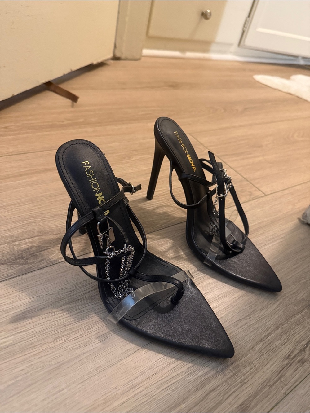Fashion Nova Black Pointed Stiletto Sandals with Silver Chain Detail
